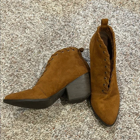 Coconuts by Matisse Brown Suede Ankle Boots - Picture 2 of 4